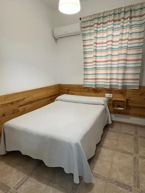Habitación Doble Pequeña — Hostal Barbate