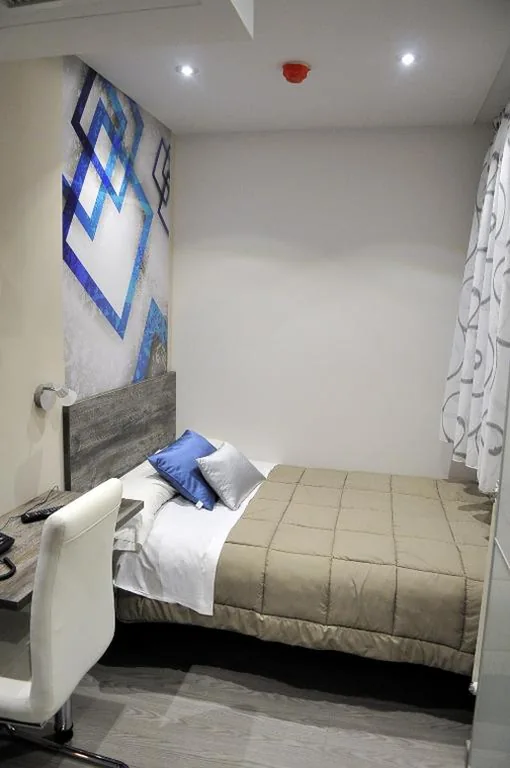 Eenpersoonskamer — Hostal Barcelona