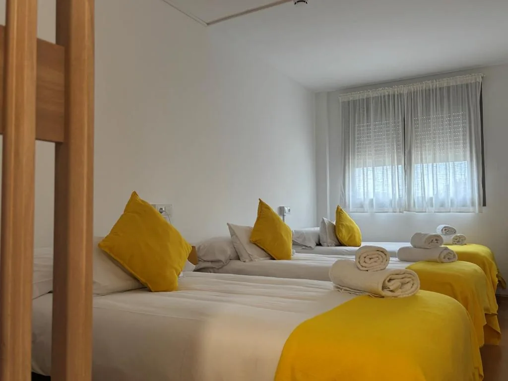 Habitación Triple — Hostal Batallar