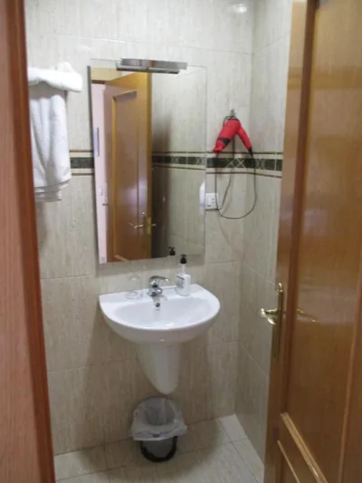 Hostal Becares — foto 3