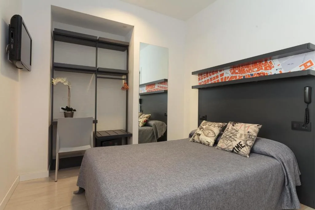Habitación Doble — Hostal Benidorm