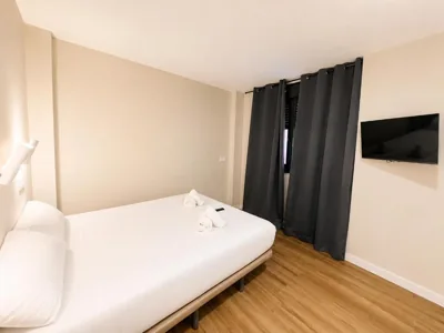 Hostal Bernabeu II — foto 11