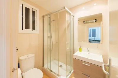 Hostal BESTPRICE Barcelona Stadium — foto 3