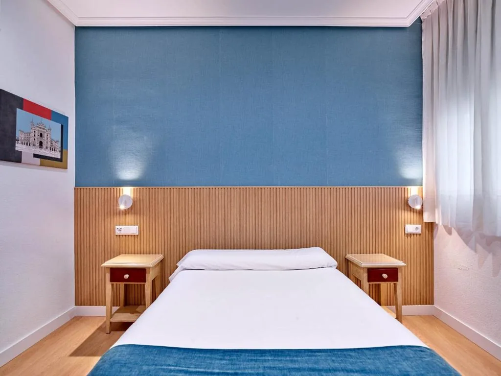 Chambre double - 1 ou 2 lits — Hostal Bianco