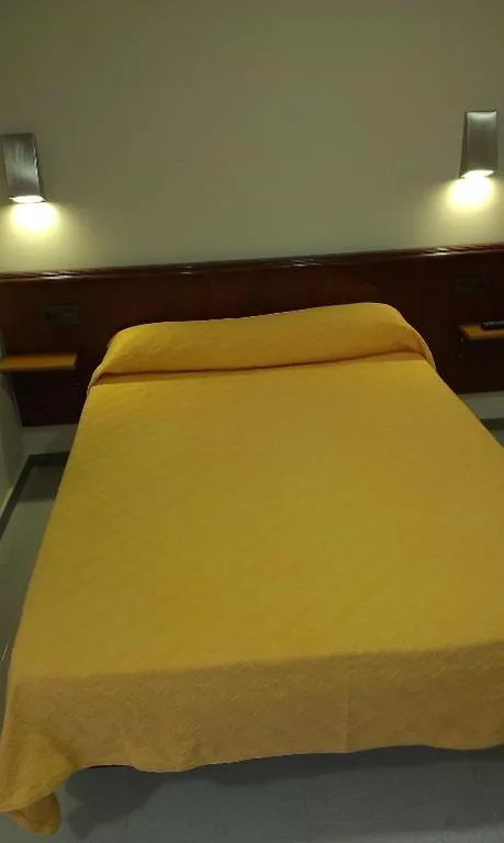 Double Room — Hostal Bisbal ONLY ADULTS NO AC