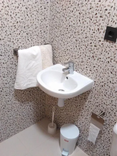 Hostal Bisbal ONLY ADULTS NO AC — photo 9