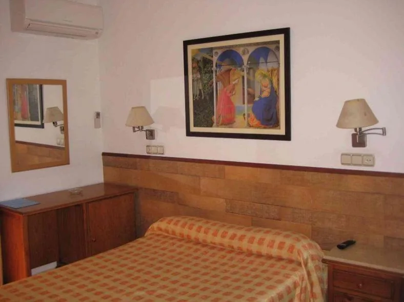 Tweepersoonskamer - 1 of 2 bedden — Hostal Boutique El Patio Lepe