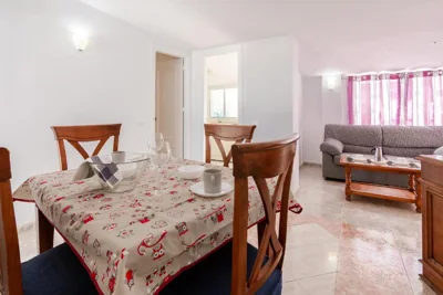 Hostal Boutique Luna de Nerja OLIVE OIL FREE DEGUSTATION & SALE — foto 3