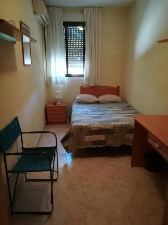Habitación Individual Estándar — Hostal Brunete