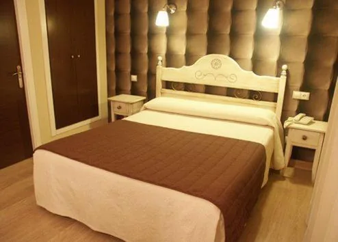 Habitación Individual — HOSTAL-CAFE GUTGRECO