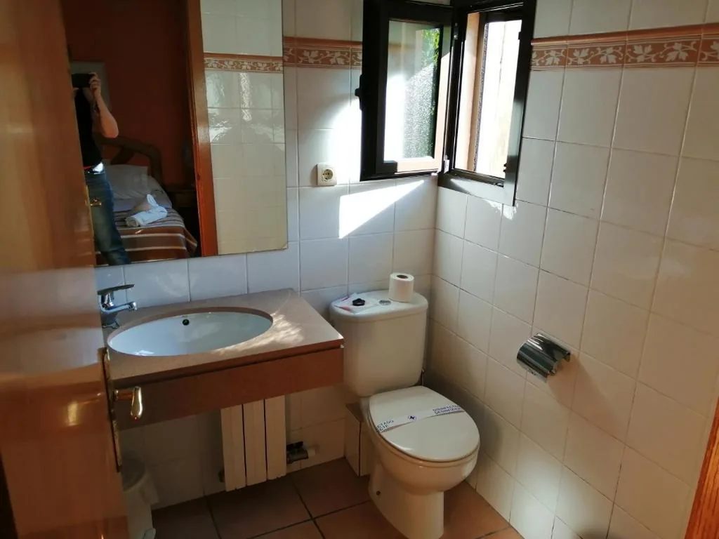 Chambre quadruple classique — Hostal Cal Batista