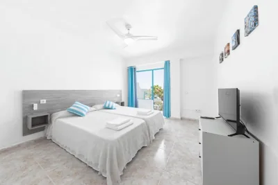 Hostal Cala Llombards — foto 5