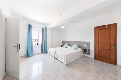 Hostal Cala Llombards — foto 10