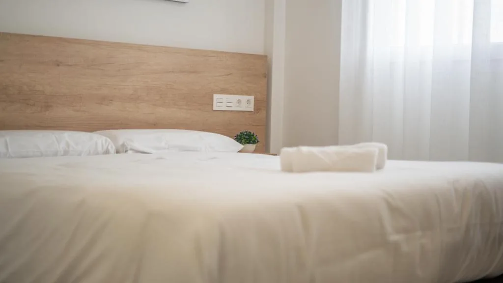 Habitación Doble — Hostal Calaya