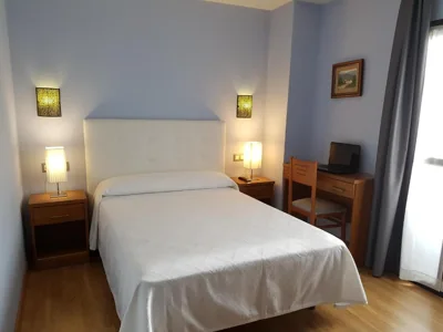 HOSTAL CAMELOT — foto 7