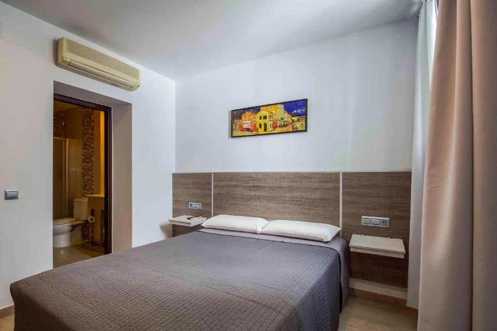 Camera doppia - piano terra — Hostal Campito
