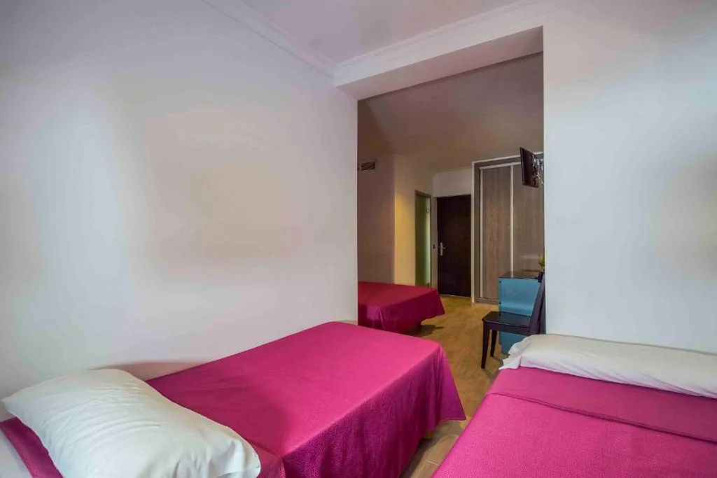 Camera familiare — Hostal Campito