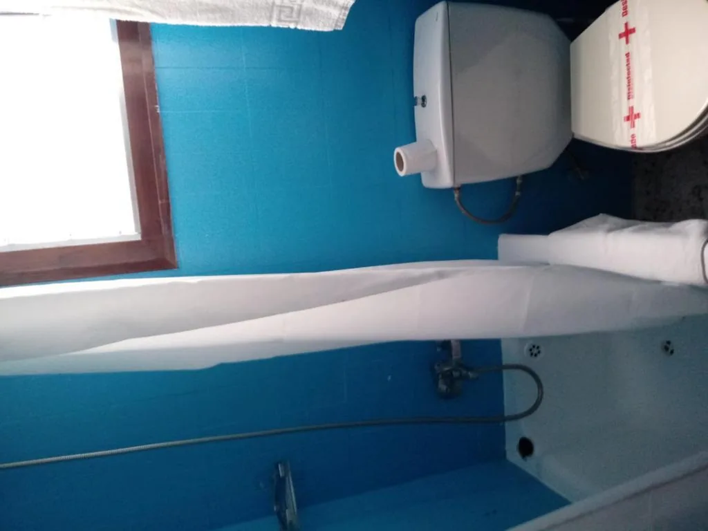 Habitación cuádruple — Hostal Can Marinés