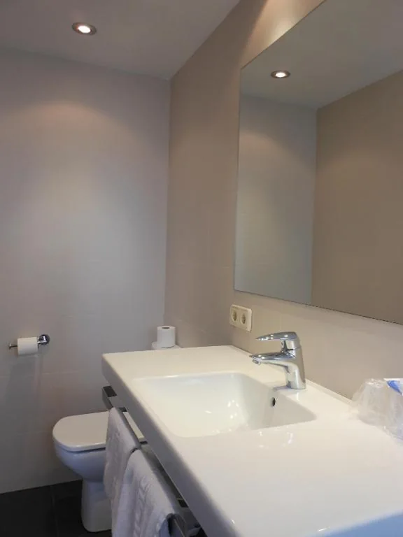 Habitación Doble — Hostal Can Pou