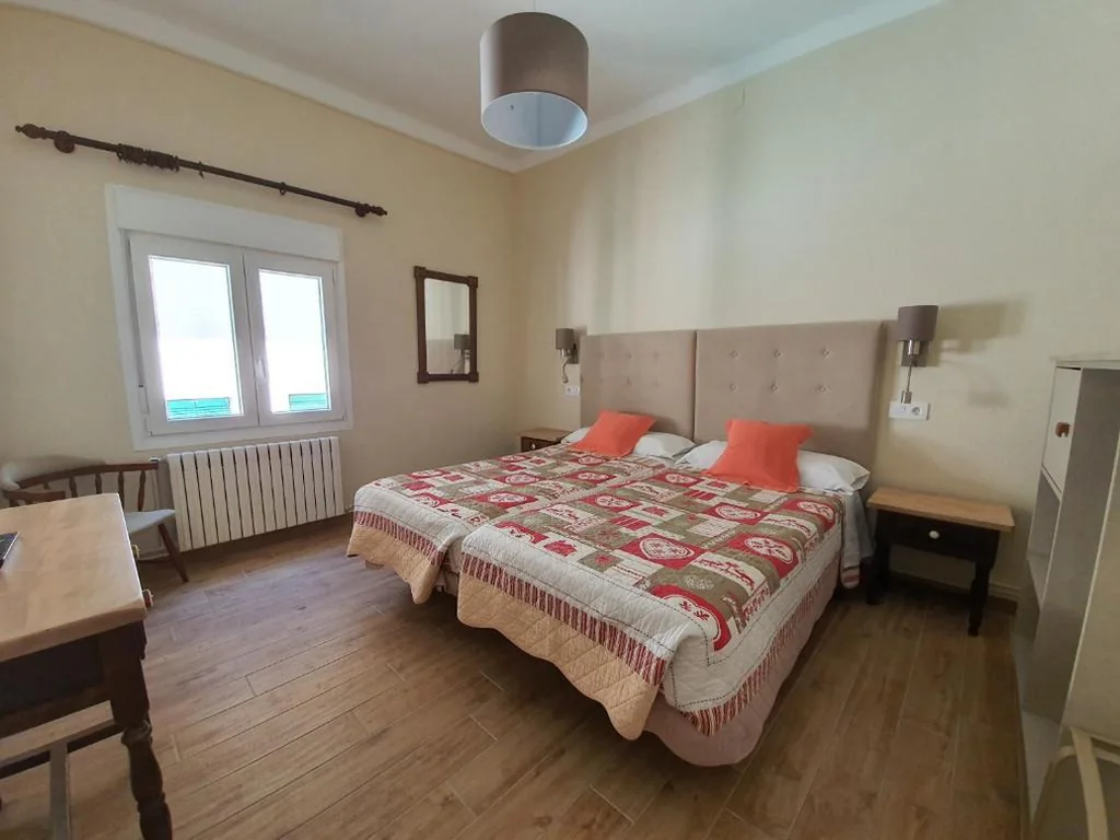Camera quadrupla — Hostal Canigó