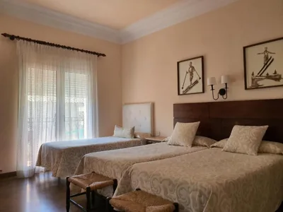 Hostal Canigó — foto 2
