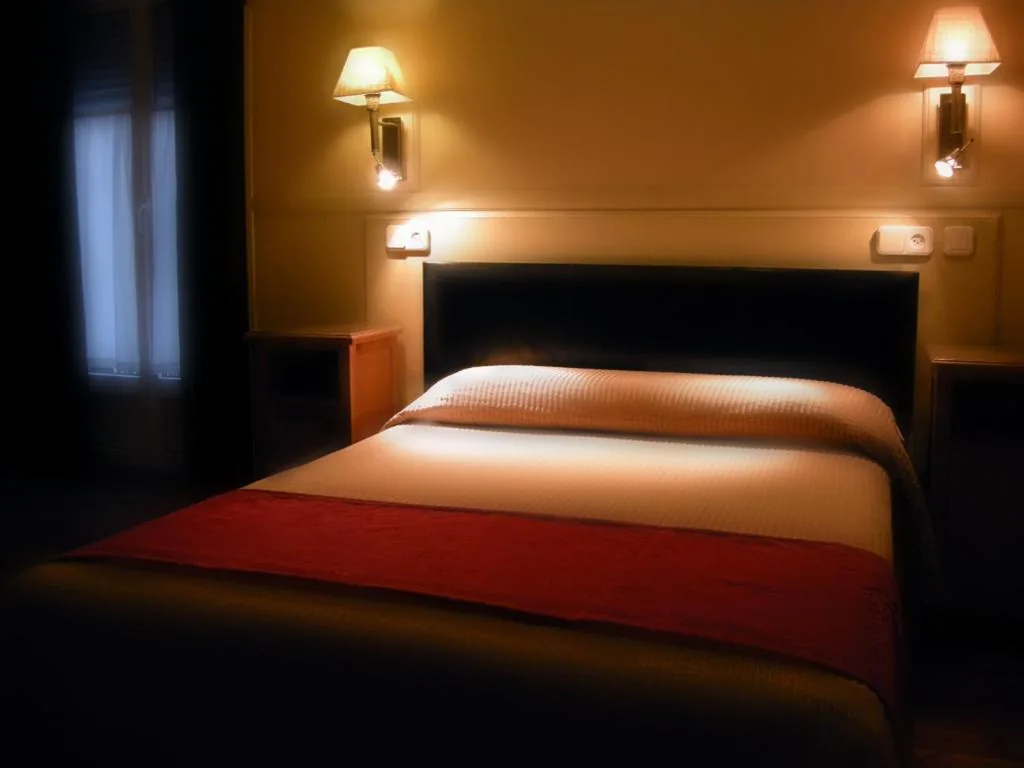 Habitación Doble — Hostal Canovas