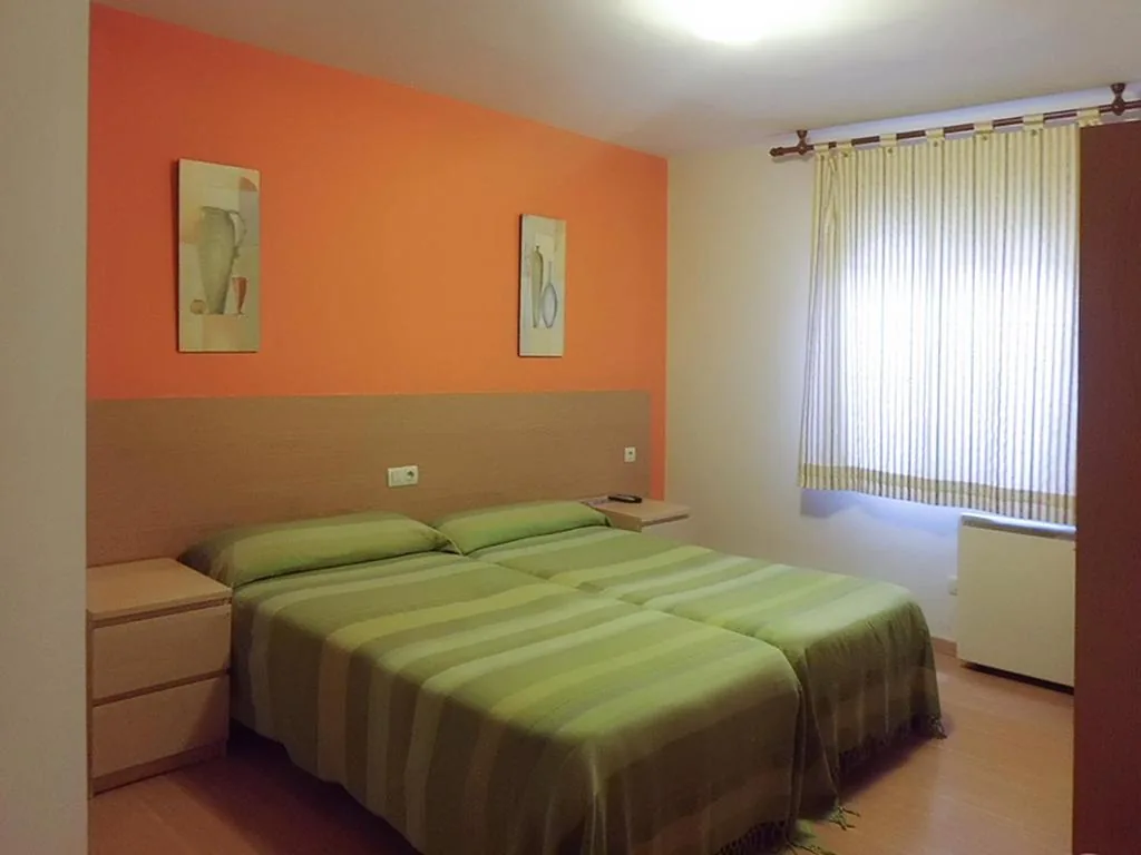 Camera doppia con bagno - 2 letti — Hostal Caracas