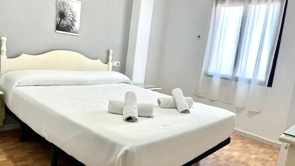 Deluxe Kamer met 1 Groot Bed — Hostal Carlos III