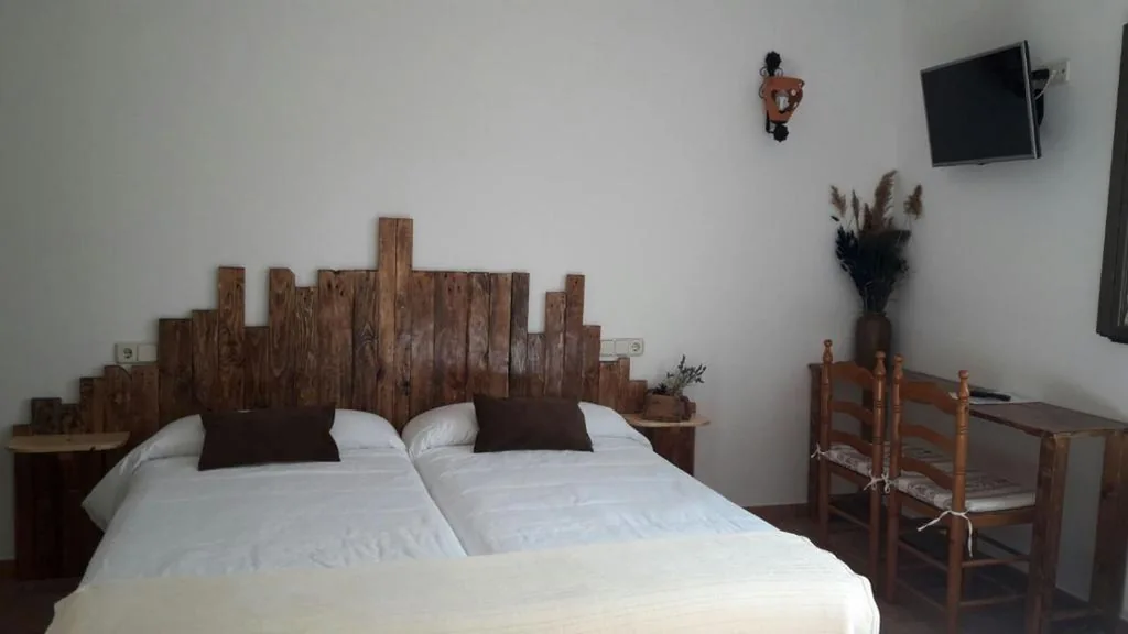 Vierbettzimmer mit eigenem Bad — Hostal Casa Barcelo