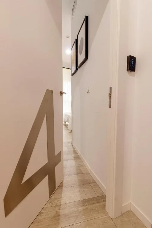 Habitación Doble adaptada para personas con movilidad reducida — Hostal Casa de Luna y Sol