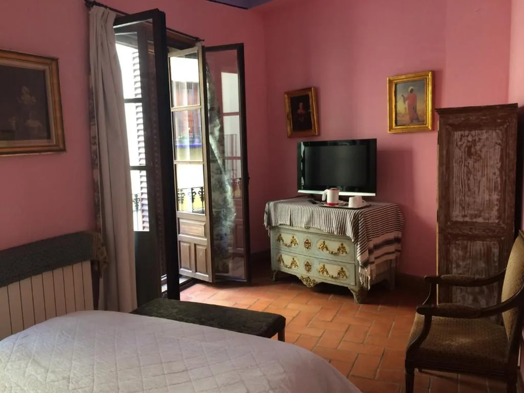 Quarto Triplo Superior — Hostal Casa Del Buen Viaje