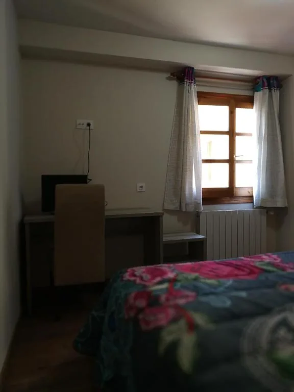Camera doppia - 1 o 2 letti — Hostal Casa Lacreu