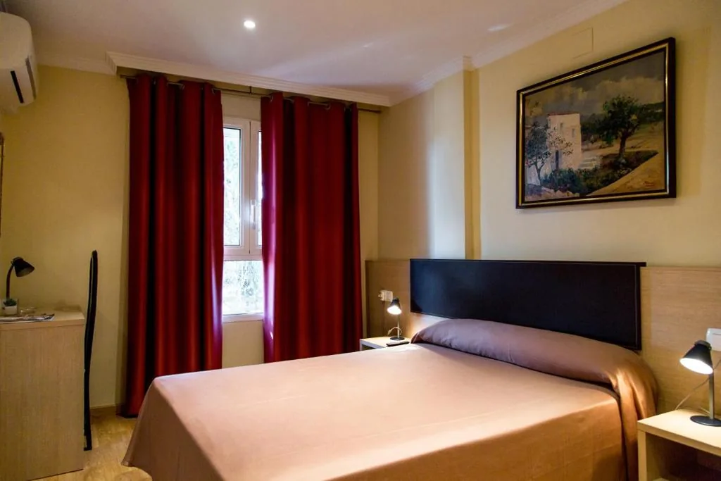 Habitación Individual — Hostal Casa Manolo