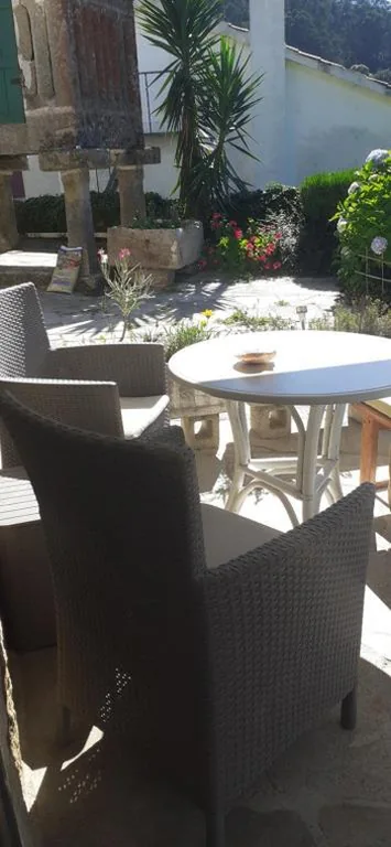 Habitación Familiar con terraza — Hostal Casa Martinez