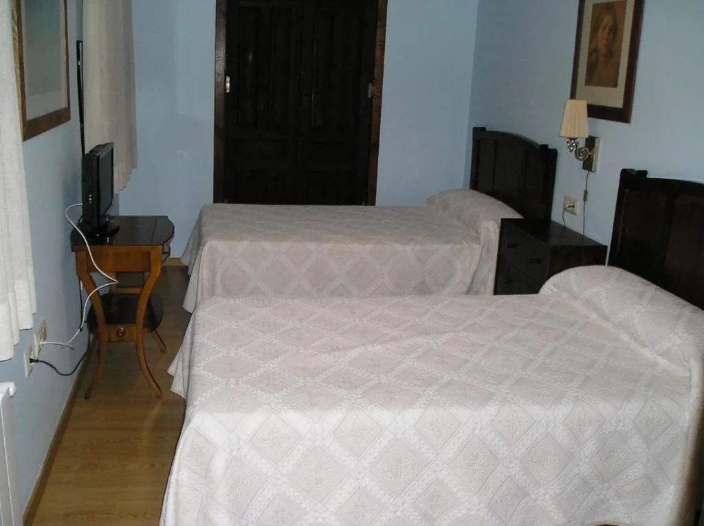 Tweepersoonskamer met 2 bedden — Hostal Casa Museo La Pájara