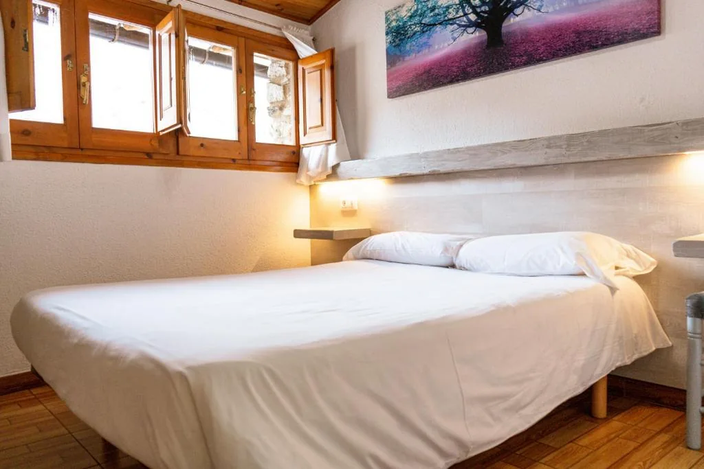 Doppelzimmer mit 2 Einzelbetten — Hostal Casa Palmira