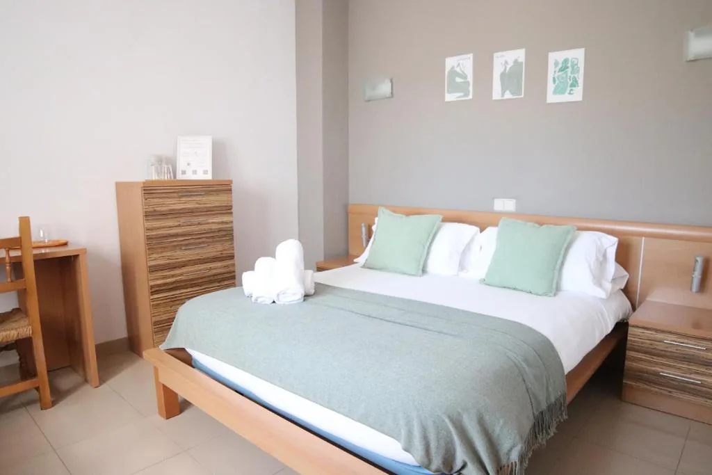 Tweepersoonskamer — Hostal-Casa Rural Rosa-Nonna