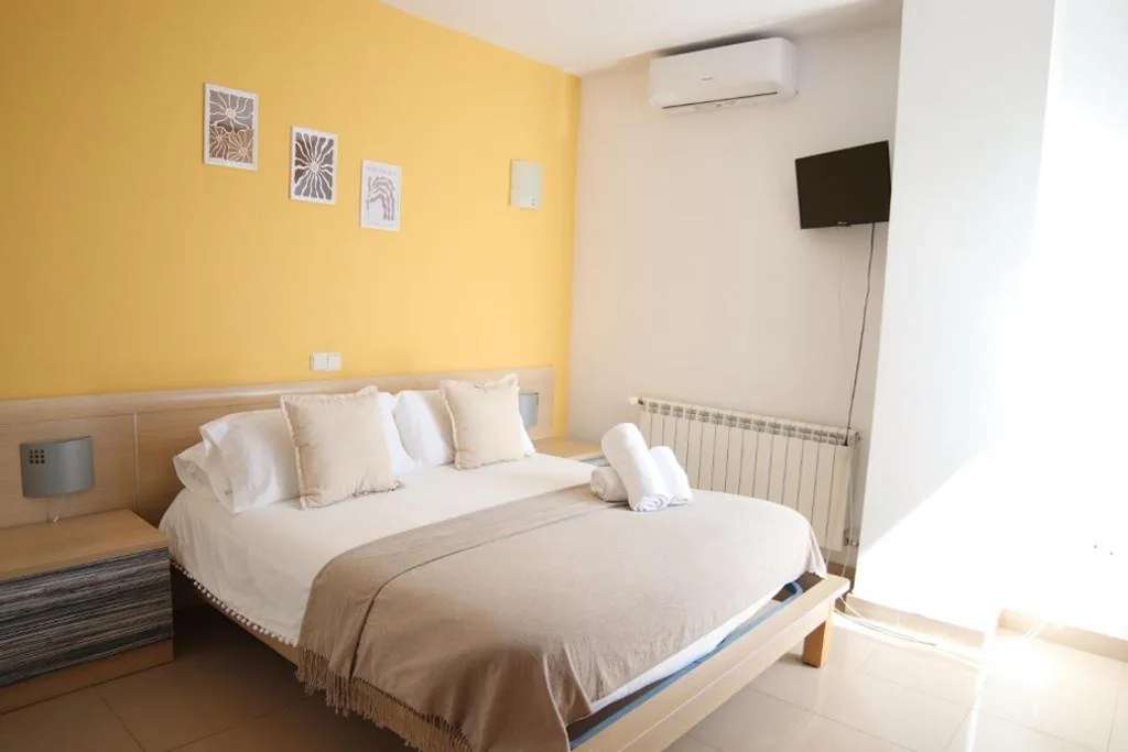 Tweepersoonskamer — Hostal-Casa Rural Rosa-Nonna