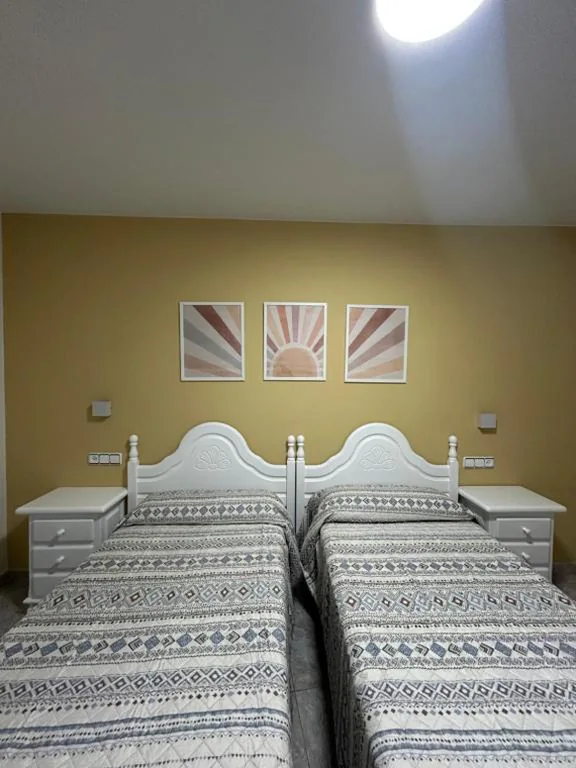 Quarto Duplo - 2 camas — Hostal Casa Vispe