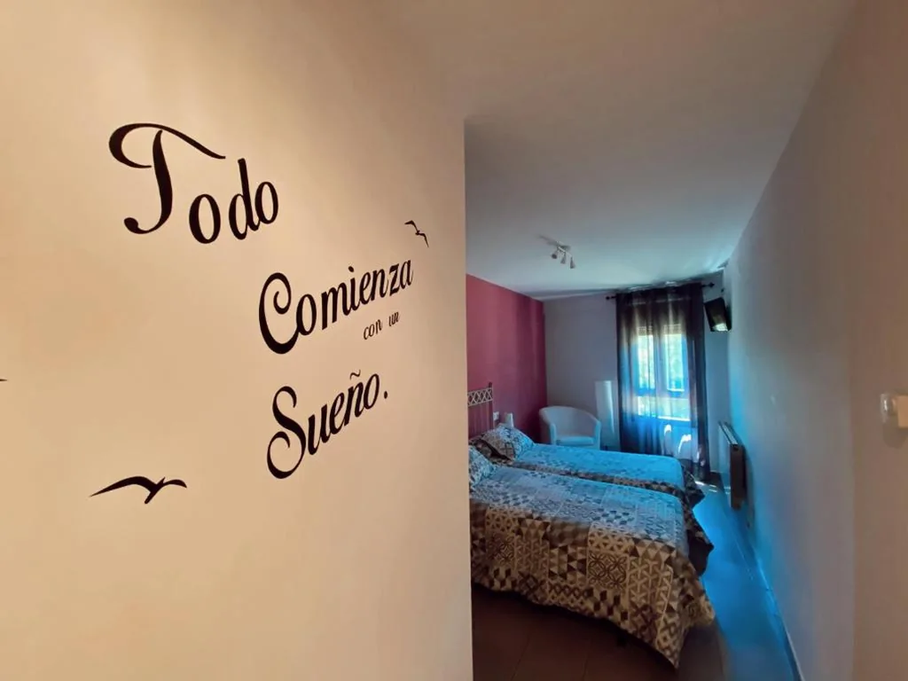 Quarto Duplo - 2 camas — Hostal Casa Vispe
