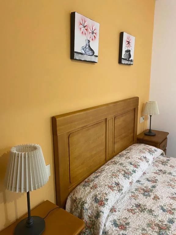 Quarto Duplo Adaptado a Pessoas com Deficiência - 1 ou 2 camas — Hostal Casa Vispe