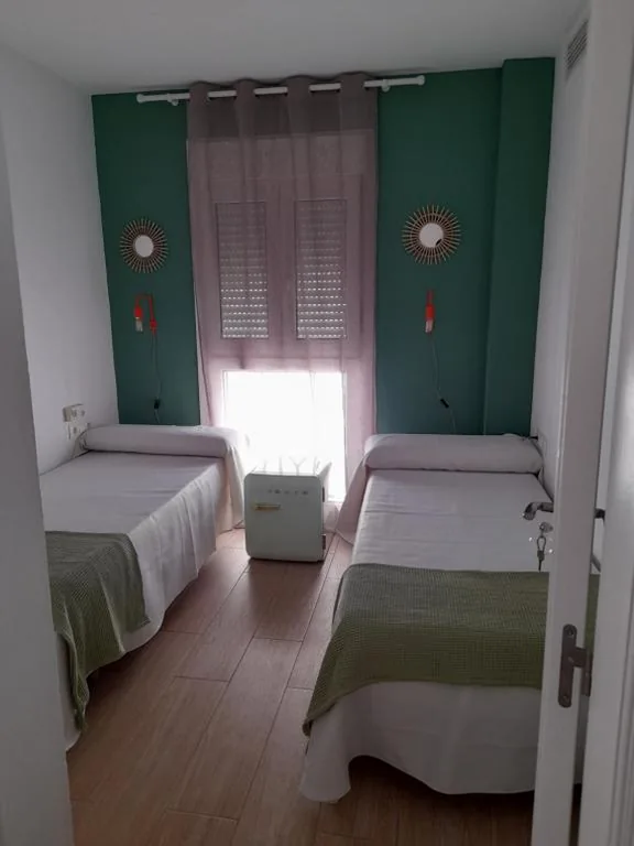 Quarto Individual — Hostal Casandra - antiguo Hostal Los Valencianos