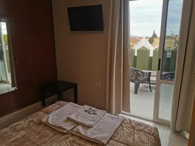 Hostal Castellverd — foto 9