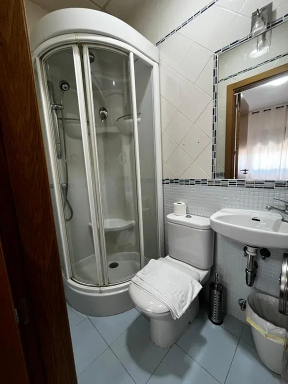 Familienzimmer — Hostal Castilla