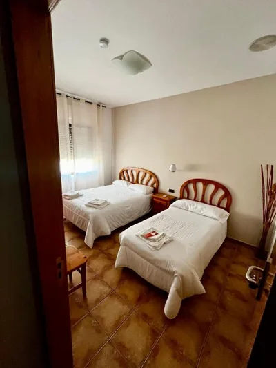 Hostal Castilla — Foto 10