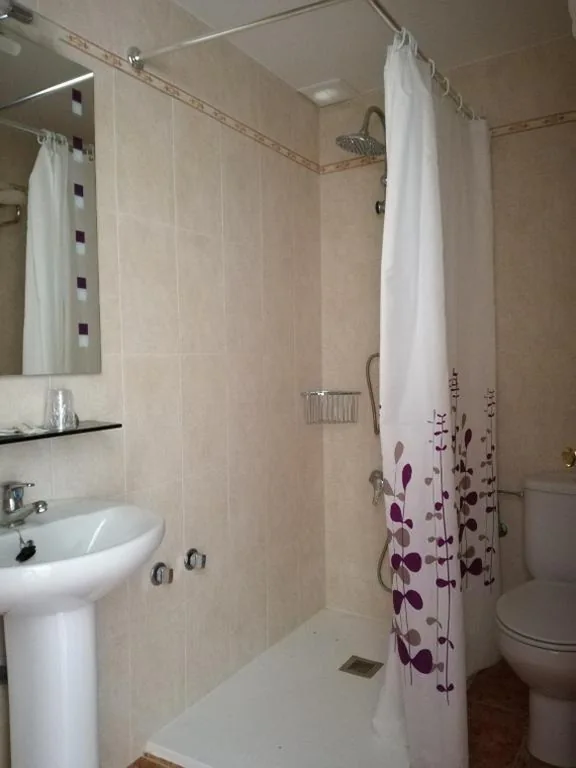 ダブルルーム — Hostal Castilla
