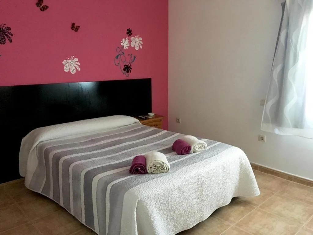 ダブルルーム — Hostal Catedritos Ibéricos A-5 Km 154 A 5 KM DE OROPESA A 1 KM DE HERRERUELA DE OROPESA