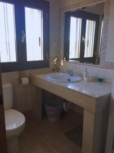 Hostal Catedritos Ibéricos A-5 Km 154 A 5 KM DE OROPESA A 1 KM DE HERRERUELA DE OROPESA — 写真 7
