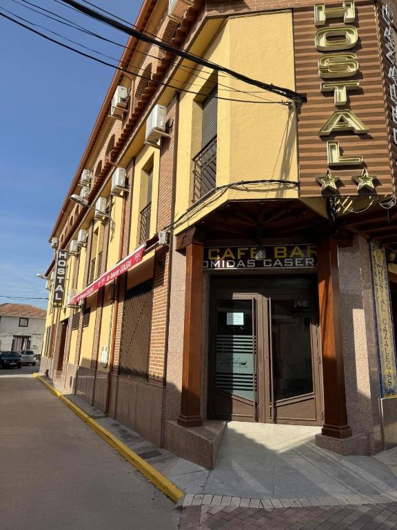 Hostal cazalegas