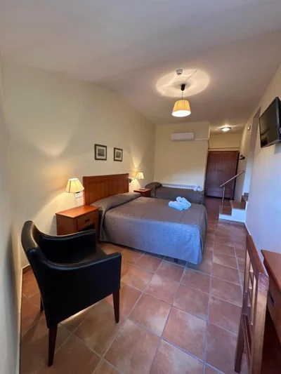 Hostal Centre Del Montsec — Foto 6